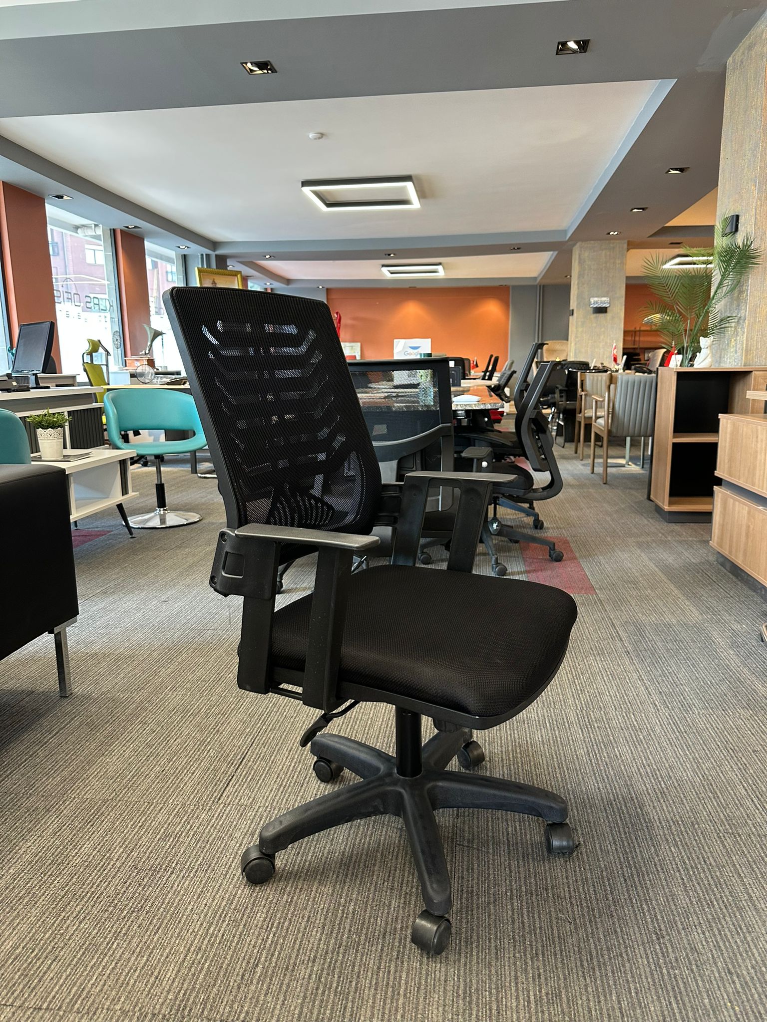 Sıfır Fileli Ofis Koltuğu (Siyah Renk) - Görsel 2