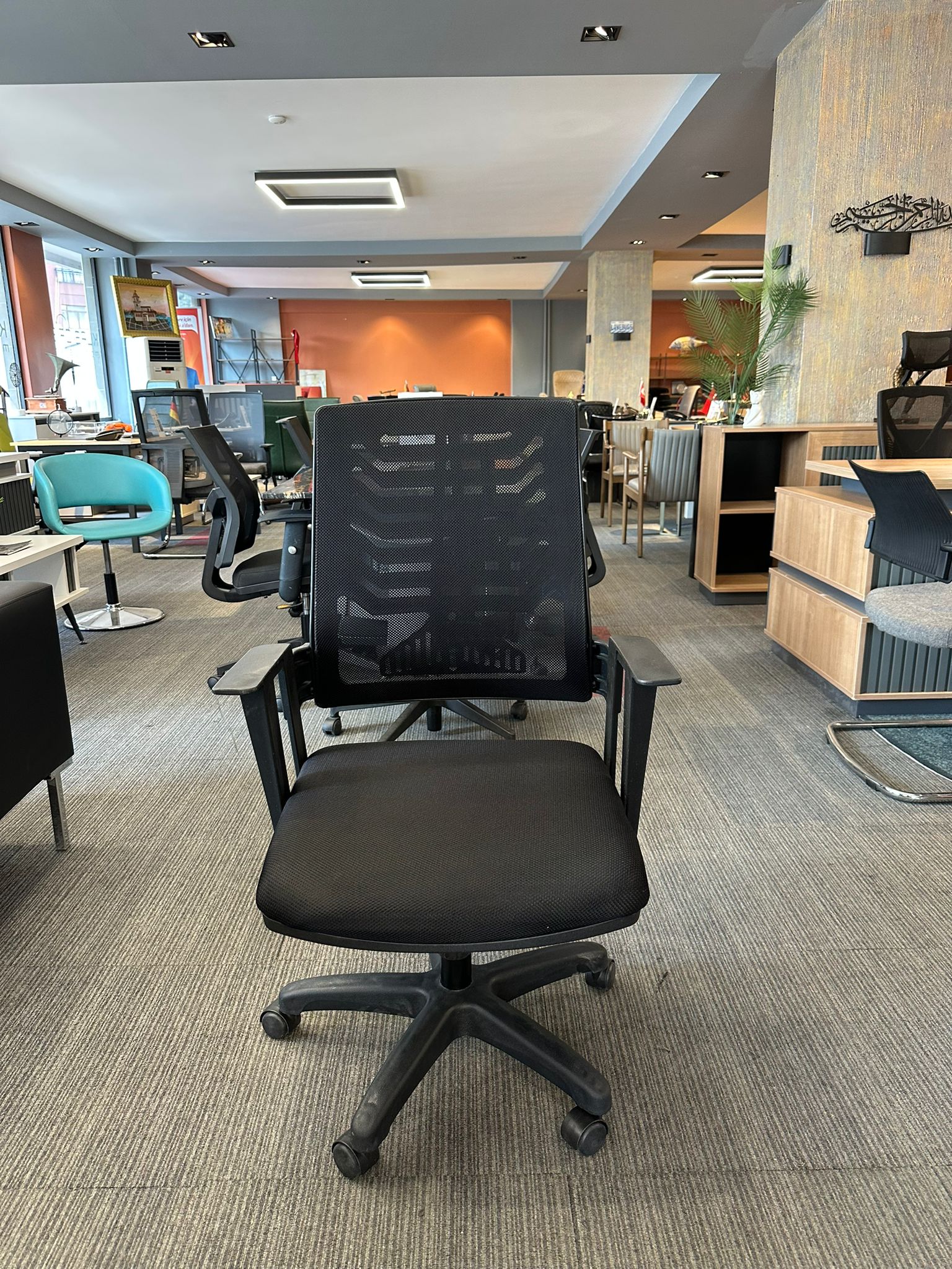 Sıfır Fileli Ofis Koltuğu (Siyah Renk) - Görsel 3