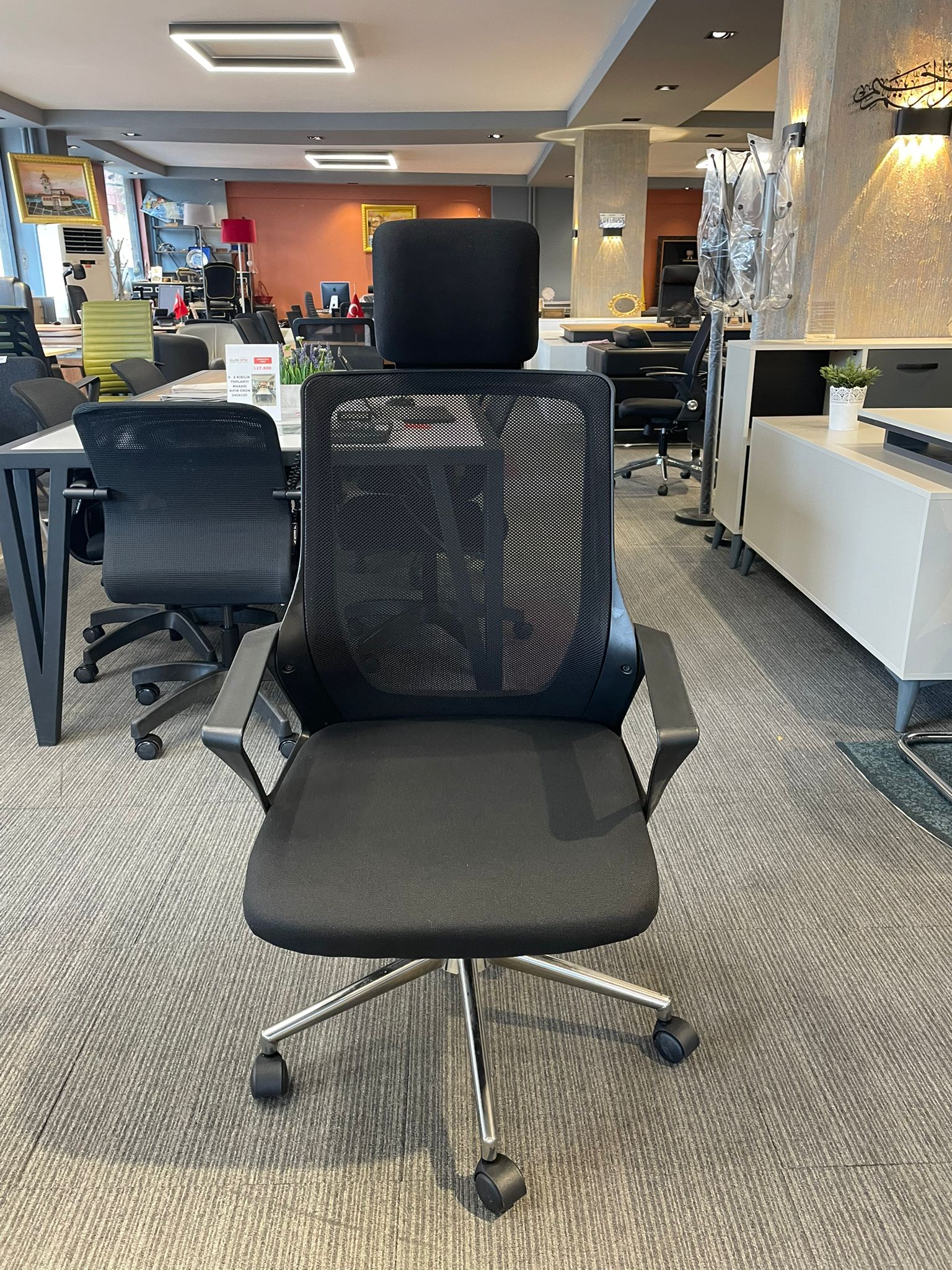 Siyah Fileli Yönetici Koltuğu (Yenilenmiş Ürün)