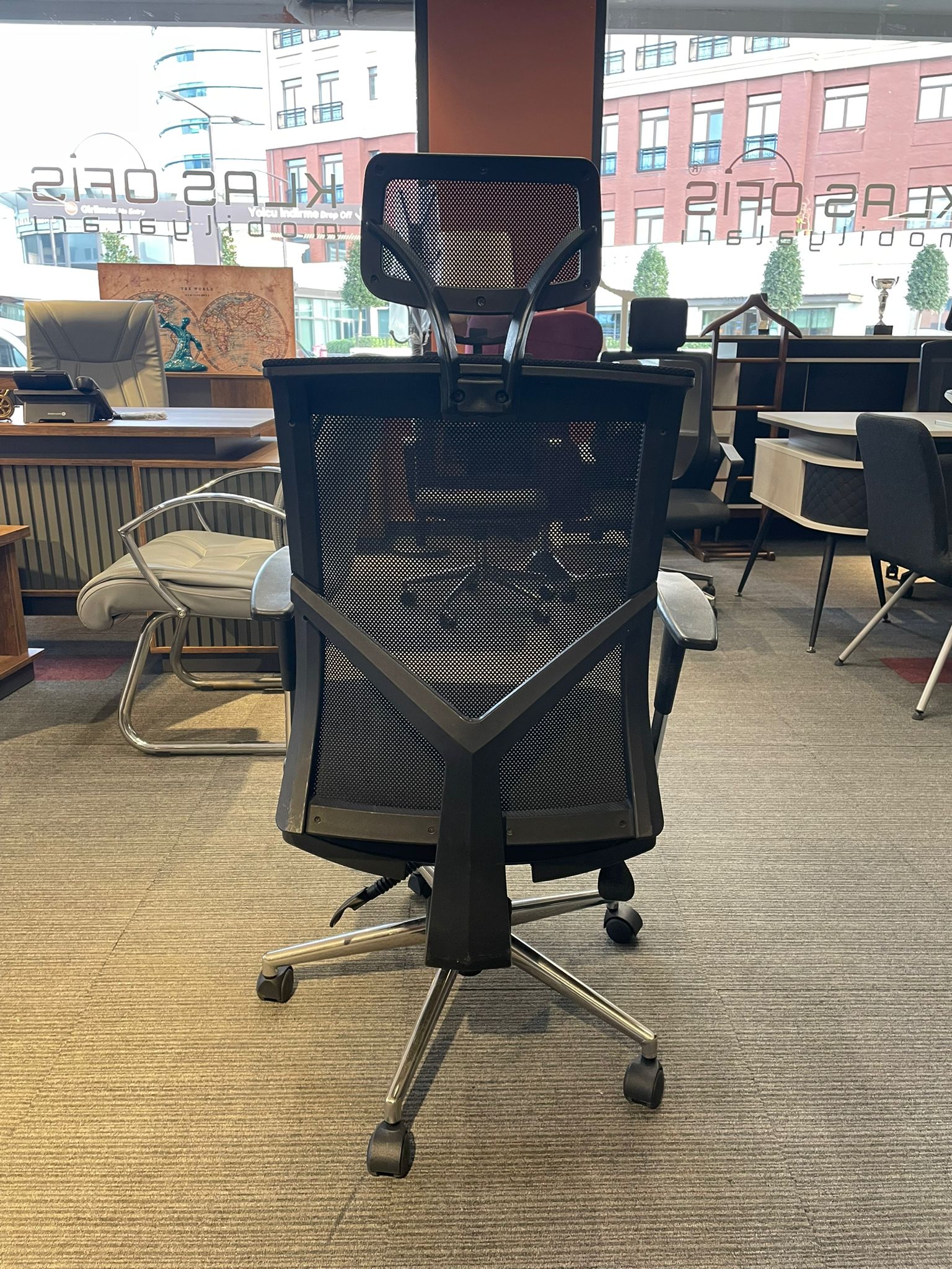 Siyah Fileli Yönetici Koltuğu (Yenilenmiş Ürün) - Görsel 2