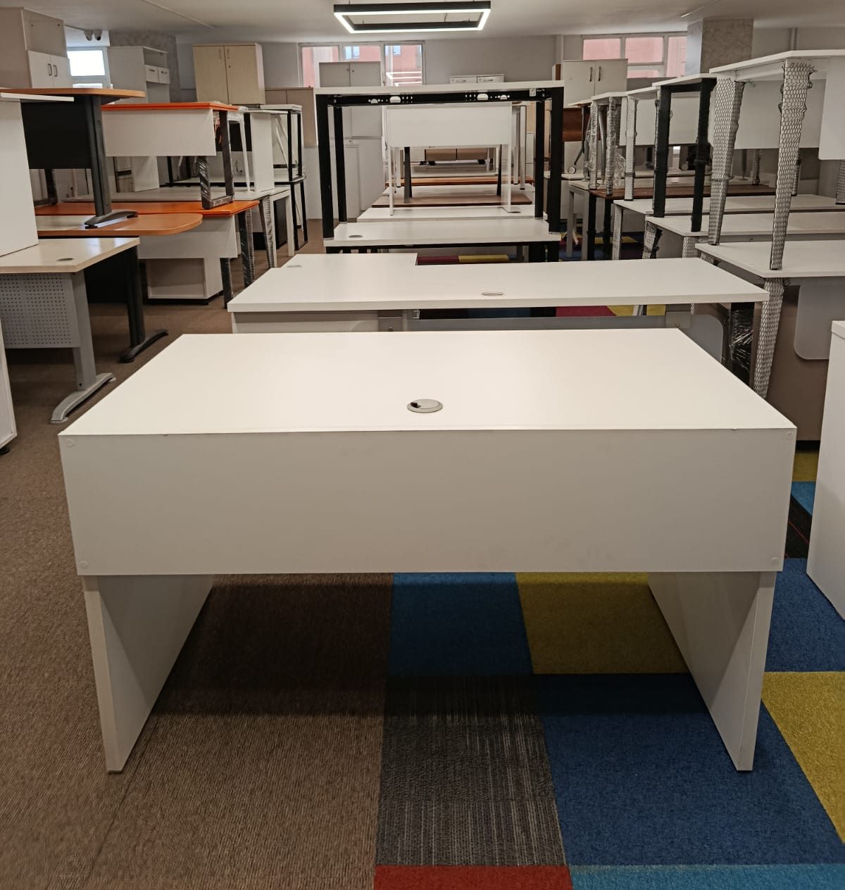 Klas Ofis Üsküdar 130×70 Bireysel Çalışma Masası (2. El – Temiz)