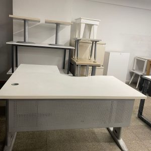 KLAS OFİS ÜSKÜDAR 140x80 BEYAZ L KESONLU ÇALIŞMA MASASI