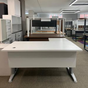 KLAS OFİS ÜSKÜDAR 80x160 BEYAZ L KESONLU ÇALIŞMA MASASI