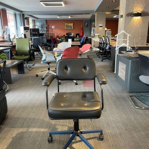 KLAS OFİS ÜSKÜDAR DECOFİS SİYAH DERİ ÇALIŞMA KOLTUĞU