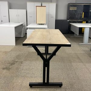 KLAS OFİS ÜSKÜDAR 140x70 30MM SUNTA DEMİR AYAKLI YEMEK MASASI