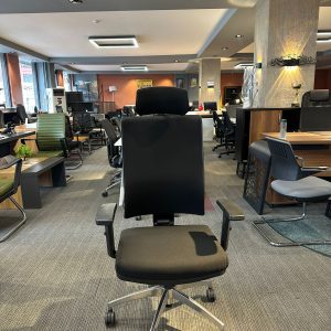 KLAS OFİS ÜSKÜDAR BÜROMODEL FİLELİ SİYAH ÇALIŞMA KOLTUĞU