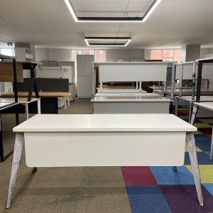 KLAS OFİS ÜSKÜDAR 75x165 BİREYSEL ÇALIŞMA MASASI (SIFIR ÜRÜN)