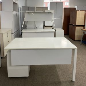 KLAS OFİS ÜSKÜDAR 140x80 BEYAZ BİREYSEL ÇALIŞMA MASASI + KESON