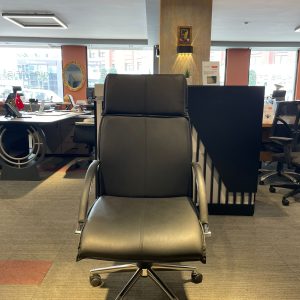 KLAS OFİS ÜSKÜDAR DOVİ MARKA İKİNCİ EL DERİ YÖNETİCİ KOLTUĞU