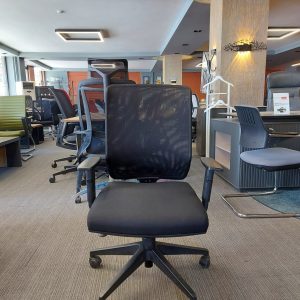 KLAS OFİS ÜSKÜDAR GIRSBERGER MARKA FİLELİ SİYAH ÇALIŞMA KOLTUĞU