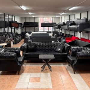 KLAS OFİS ÜSKÜDAR PARLAK SİYAH DERİ CHESTER İKİNCİ EL TAKIM