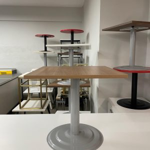 KLAS OFİS ÜSKÜDAR 50X50 MARBELLA KİRAZ RENK SEHPA