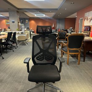 KLAS OFİS ÜSKÜDAR SİYAH FİLELİ YÖNETİCİ KOLTUĞU (KROM AYAKLI)