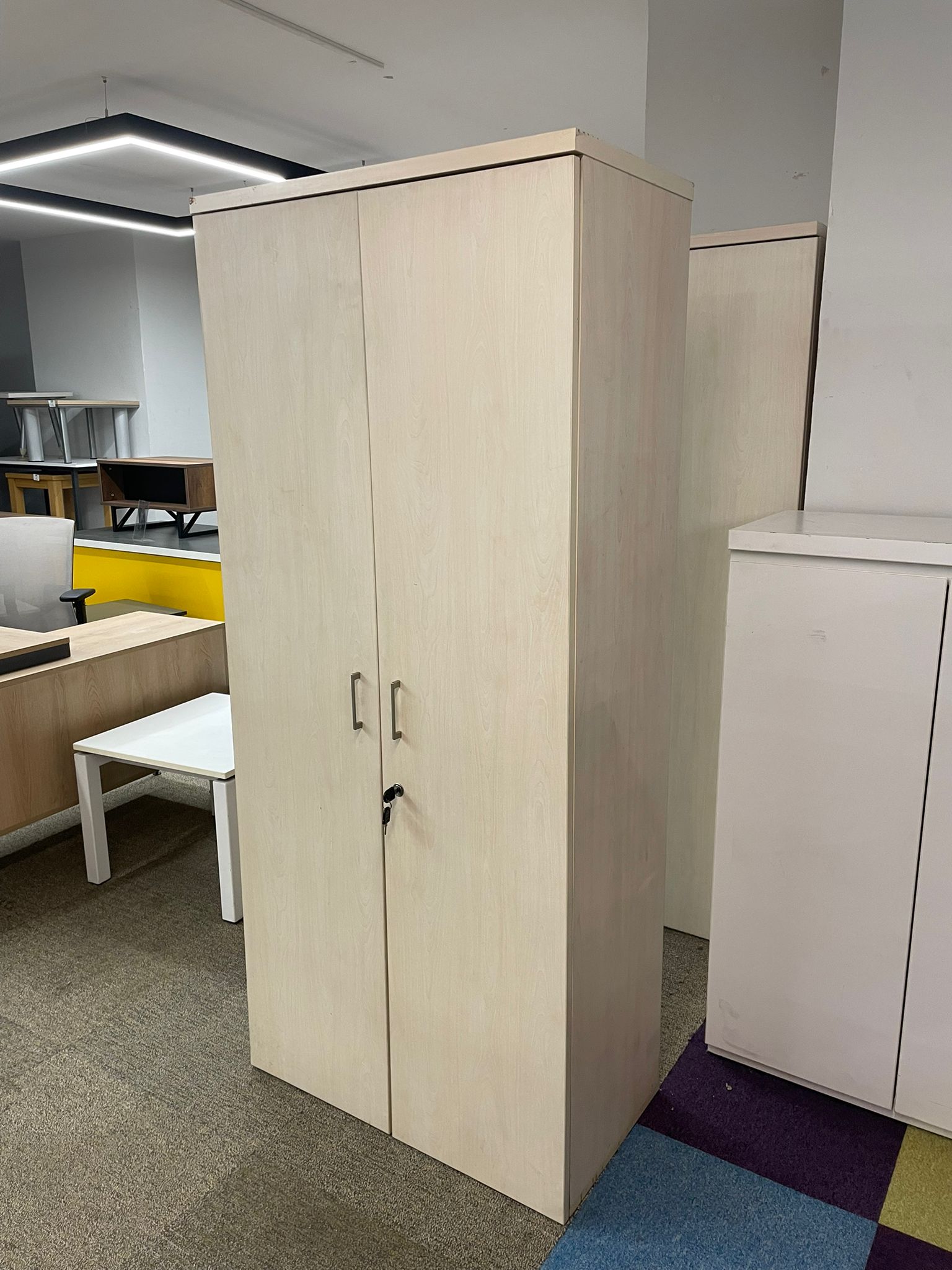 KLAS OFİS ÜSKÜDAR 80X40X190 AKÇAAĞAÇ RENK VESTİYER DOLABI - Görsel 5