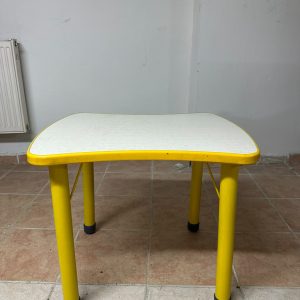 KLAS OFİS ÜSKÜDAR SARI ANAOKULU SIRASI 50X70 CM