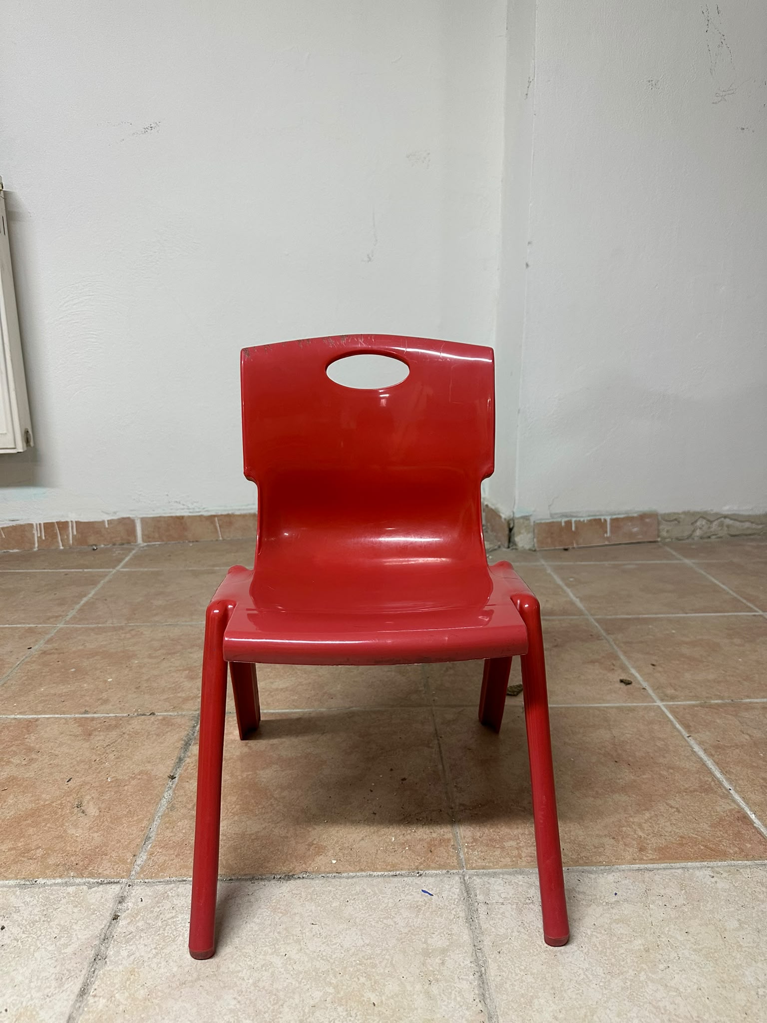KLAS OFİS ÜSKÜDAR KIRMIZI PLASTİK ANAOKULU SANDALYESİ