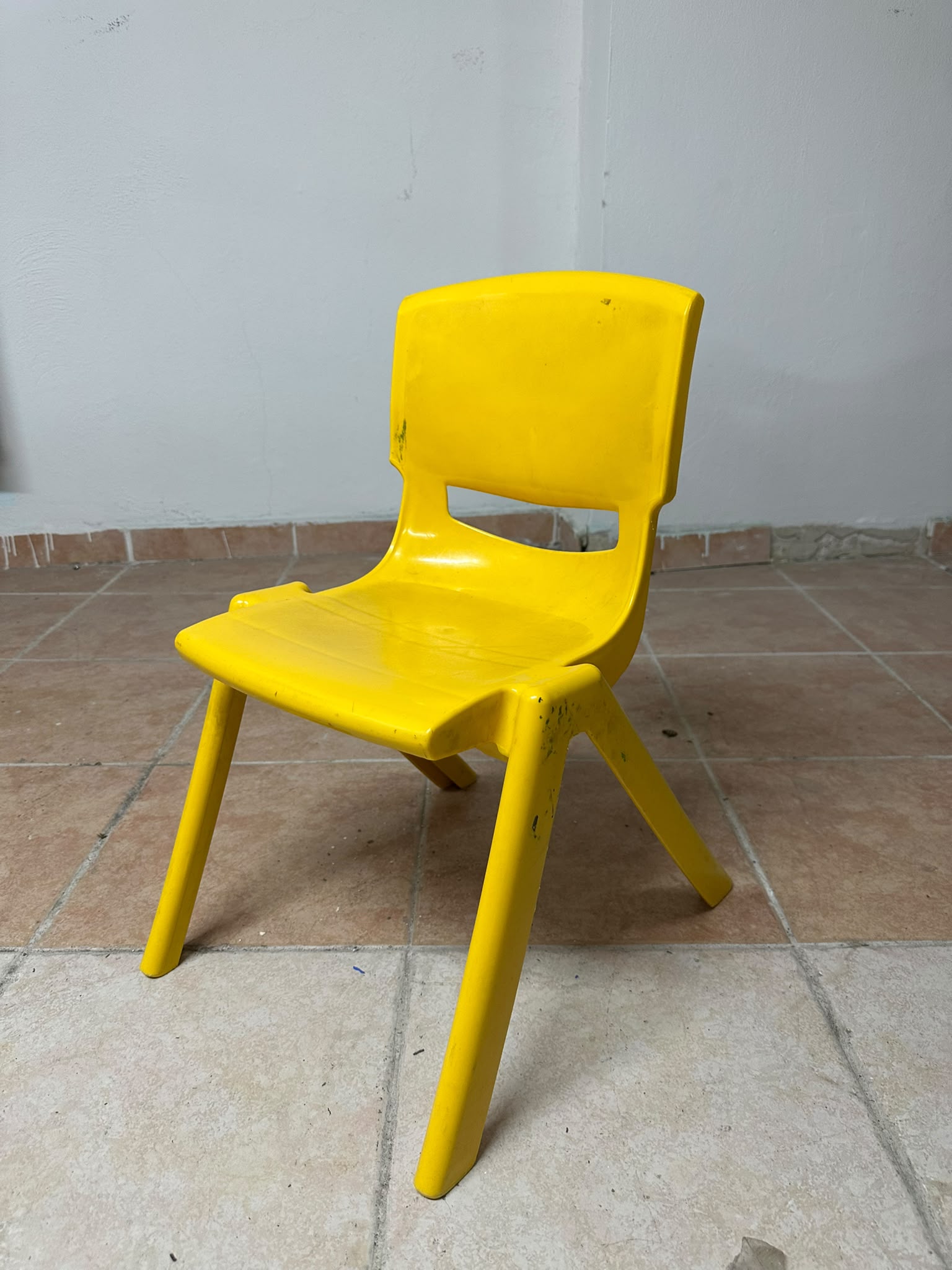 KLAS OFİS ÜSKÜDAR SARI PLASTİK ANAOKULU SANDALYESİ - Görsel 4