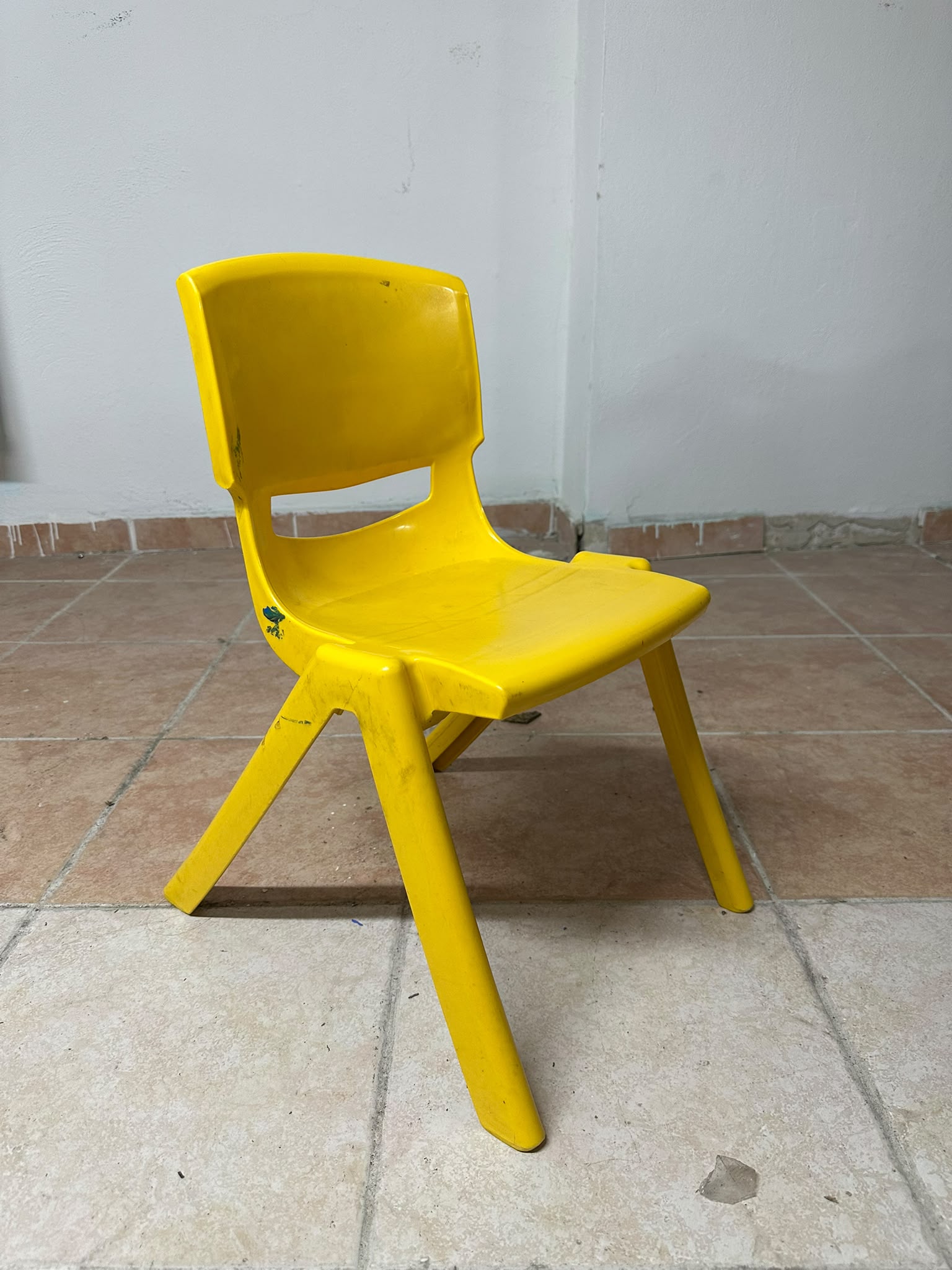 KLAS OFİS ÜSKÜDAR SARI PLASTİK ANAOKULU SANDALYESİ - Görsel 3
