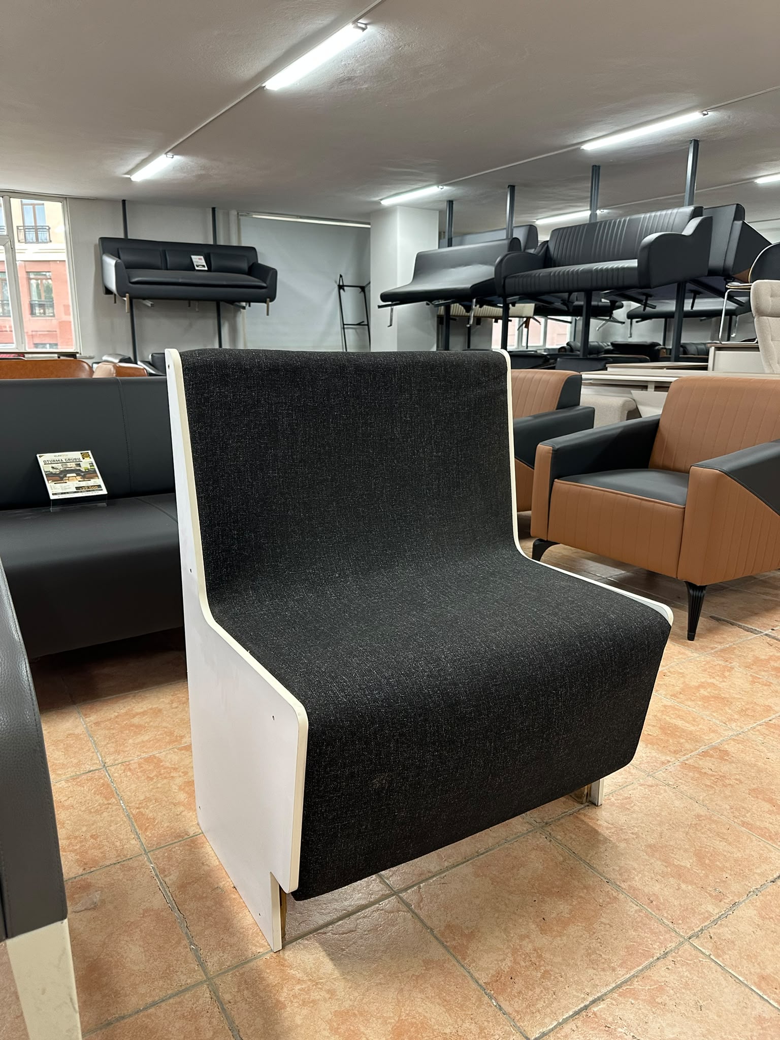 KLAS OFİS ÜSKÜDAR MODERN TEKLİ BEKLEME KOLTUĞU - Görsel 3