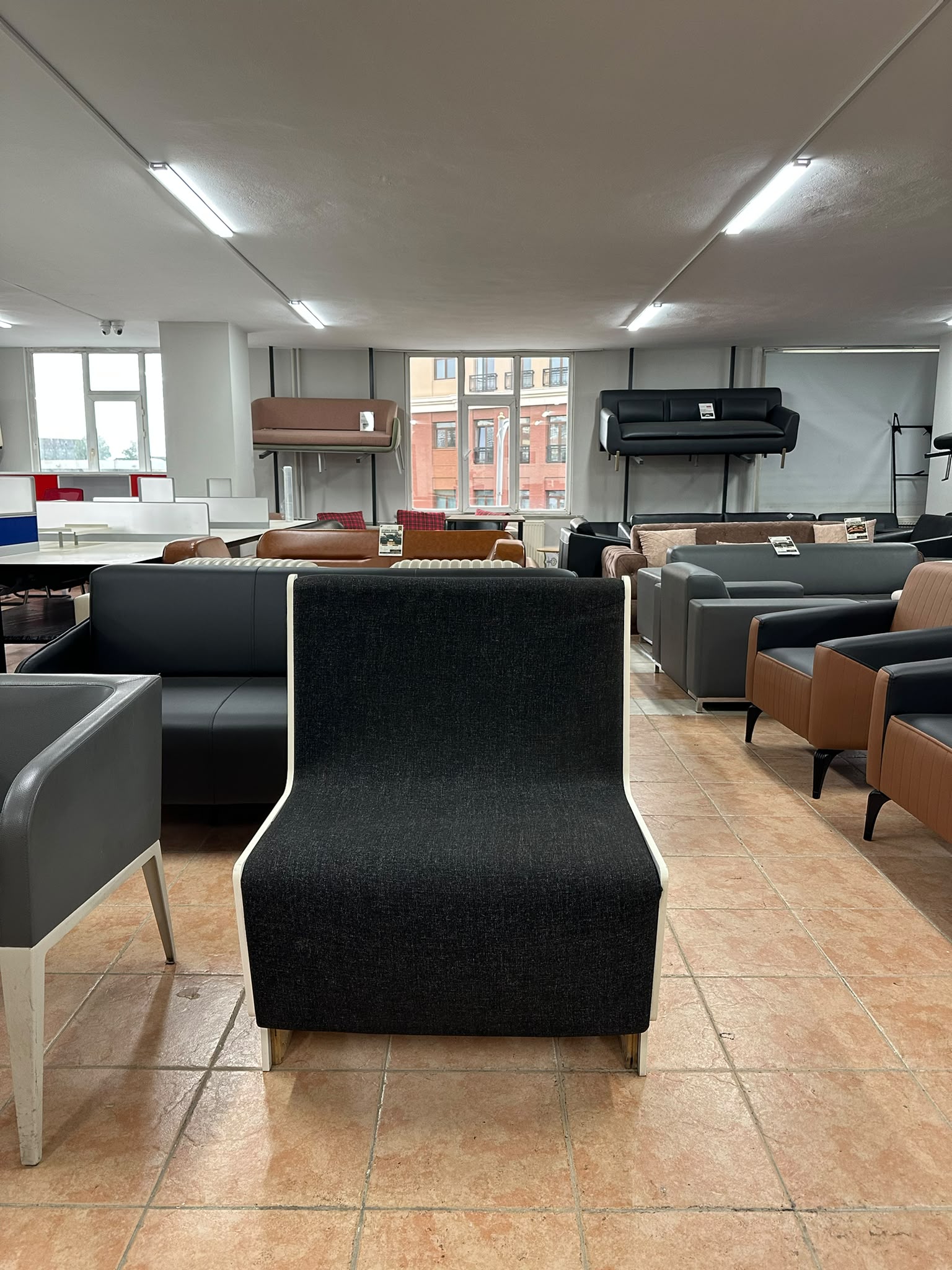 KLAS OFİS ÜSKÜDAR MODERN TEKLİ BEKLEME KOLTUĞU