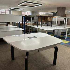 KLAS OFİS ÜSKÜDAR 135x120 cm BEYAZ GRİ İKİLİ ÇALIŞMA GRUBU