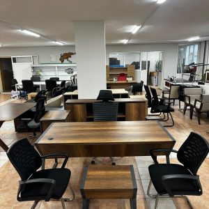 KLAS OFİS ÜSKÜDAR 180x85 cm BAROK CEVİZ MAKAM TAKIMI
