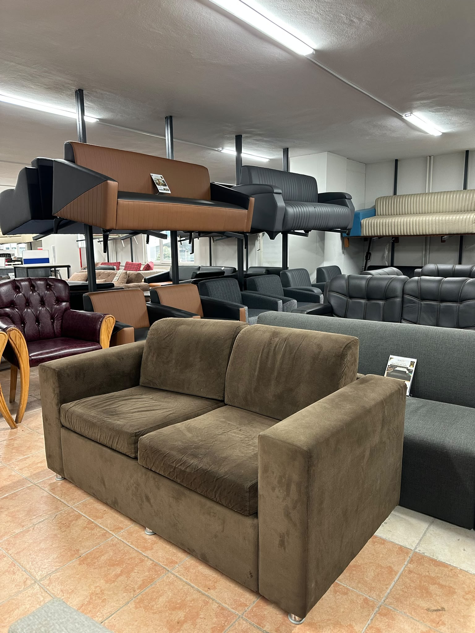 KLAS OFİS ÜSKÜDAR KAHVERENGİ KUMAŞ 2 KİŞİLİK BEKLEME KOLTUĞU - Görsel 4