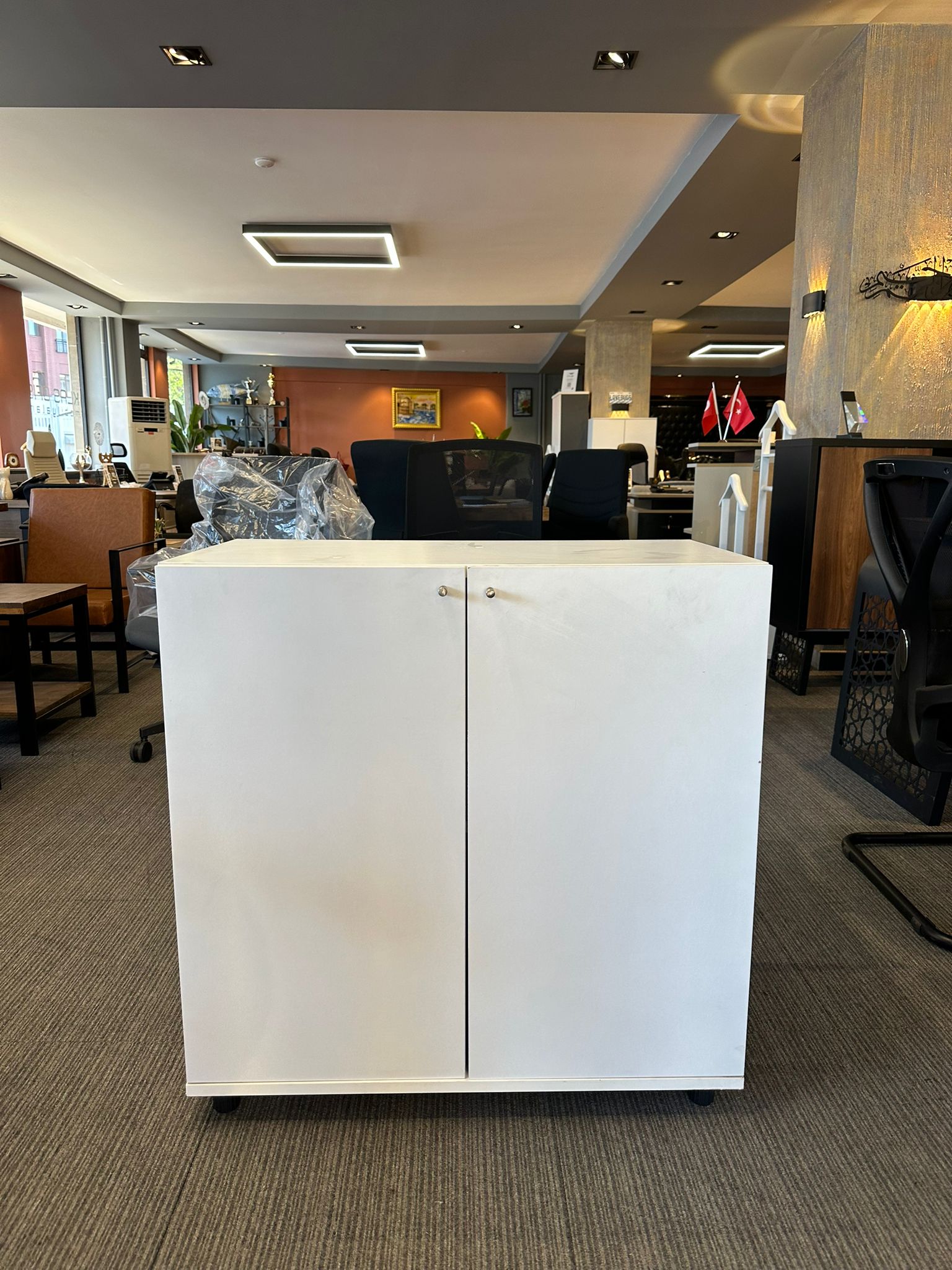 KLAS OFİS ÜSKÜDAR 80x40x80 cm BEYAZ DOSYA DOLABI İKİNCİ EL