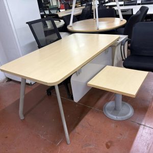 KLAS OFİS PENDİK 140x80 KOLEKSİYON ÇALIŞMA MASASI İKİNCİ EL