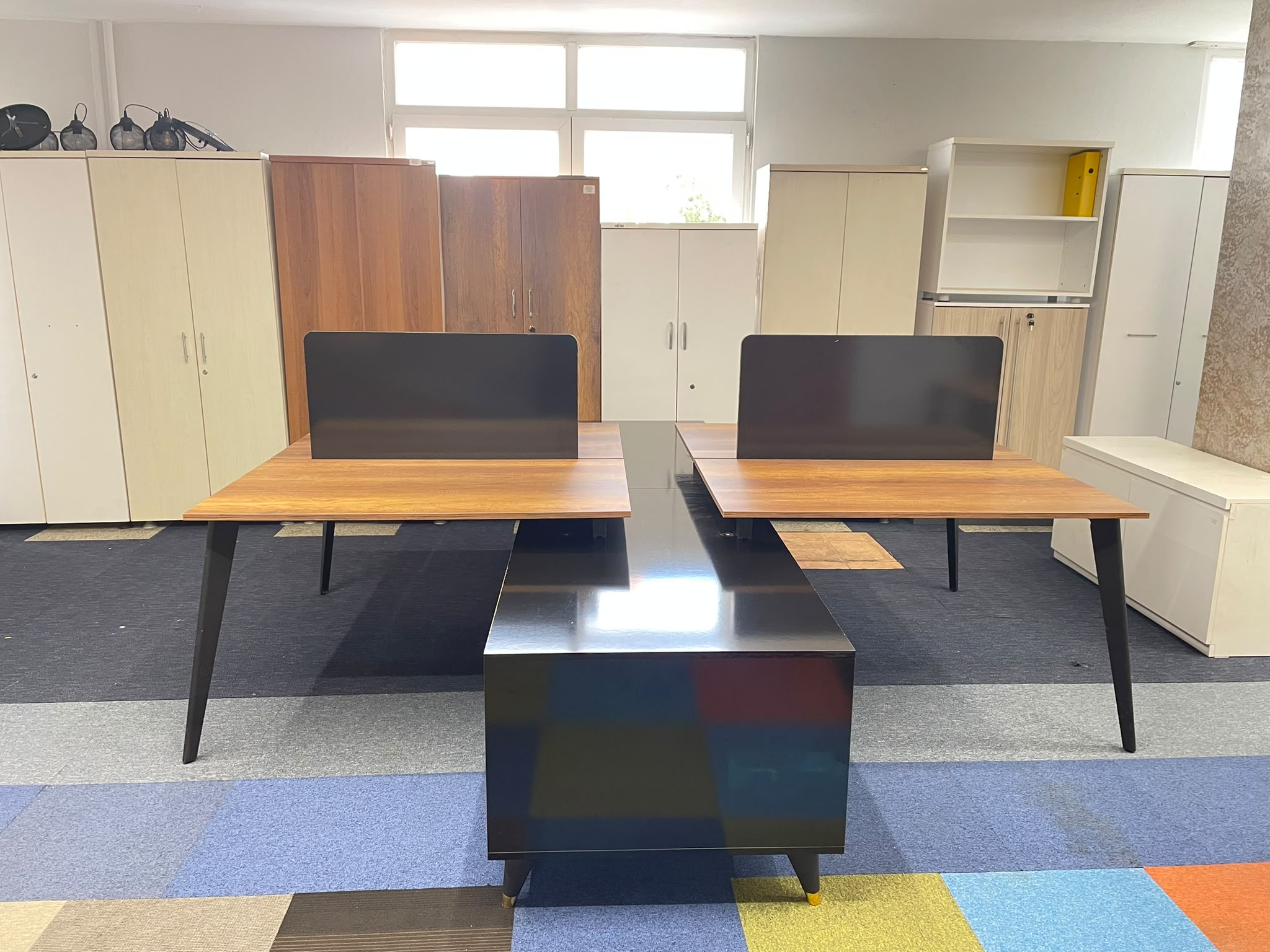 KLAS OFİS ÜSKÜDAR 4 KİŞİLİK BAROK CEVİZ WORKSTATION - Görsel 5